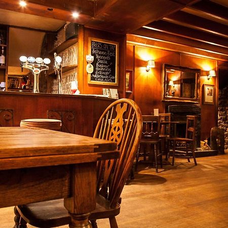 ホテル The Cross Keys In Kippen エクステリア 写真